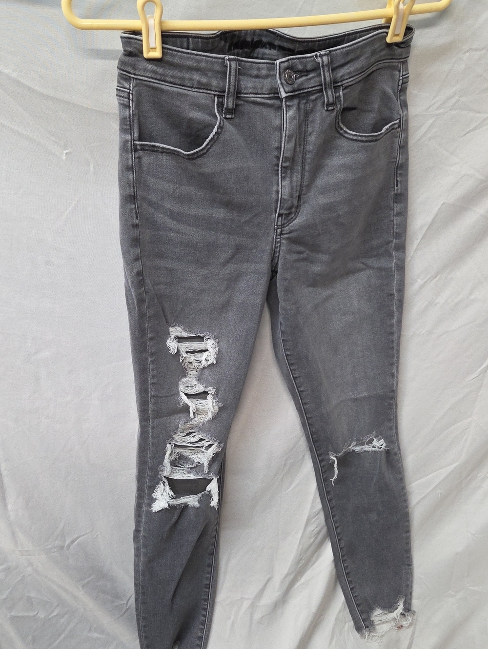 American Eagle Outfitters Grey Distressed Skinny Jeans 6